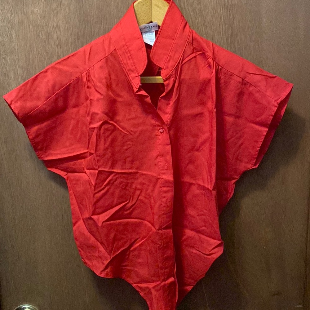 Vintage 1980s red button down short sleeve top